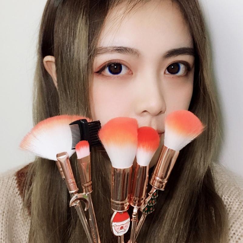 8pcs Christmas Elk Makeup Brushes Set Foundation Powder Eyeshadow Cosmetic Brush