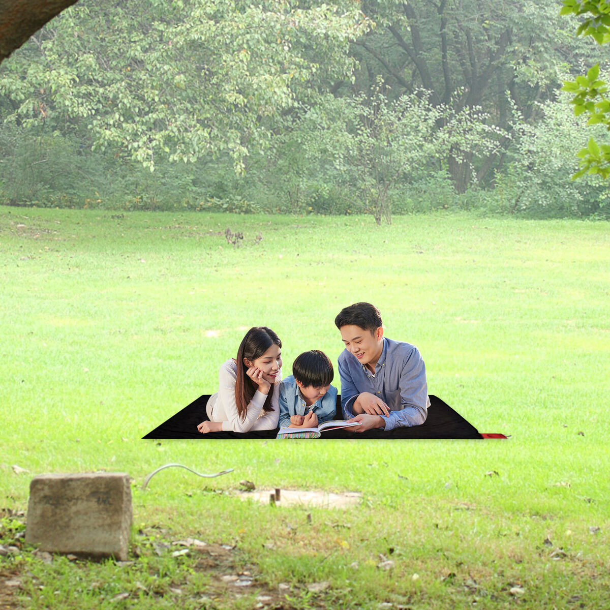 Outdoor Pocket Blanket - Sand Proof Waterproof Picnic Blanket for Hiking
