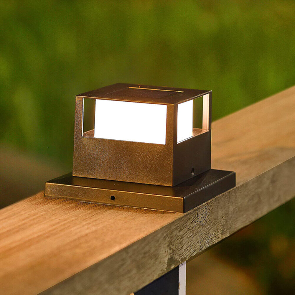 Solar Post Light Waterproof Outdoor Column Patio Fence Gate Garden Lamps