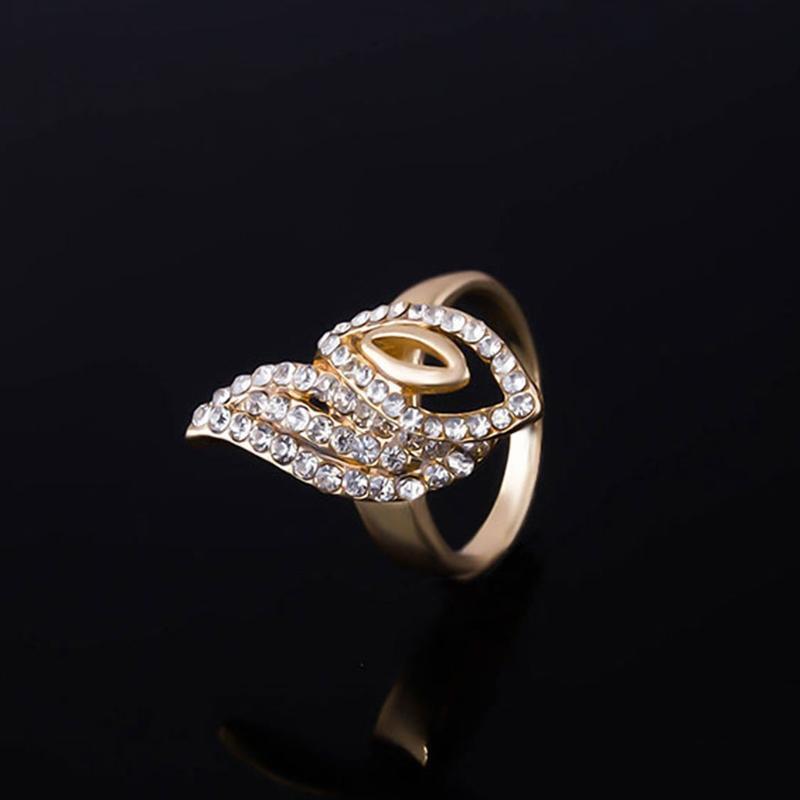 Women Jewelry Set Rhinestone Decor Necklace Ring Bracelet Earrings Party Dress