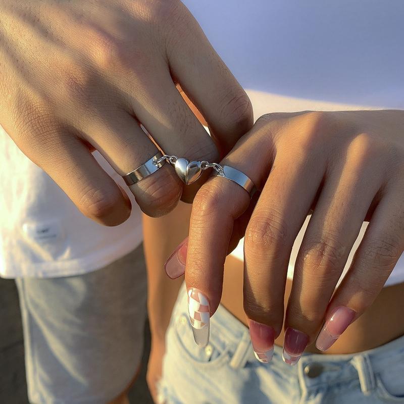 2 Pcs Punk Magnet Couple Rings for Men Women Lovers Love Heart Attract Paired