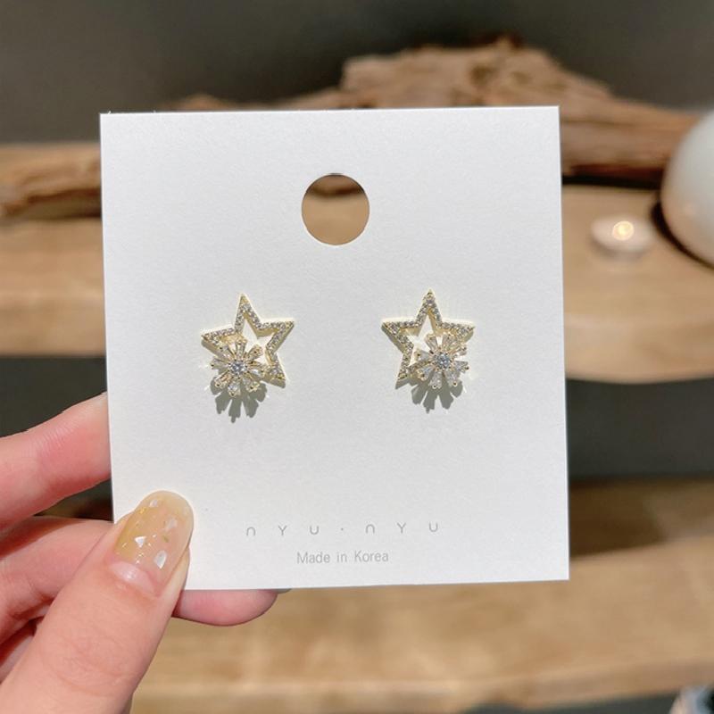 Exquisite Crystal Fashion Stud Earrings for Women Girl Party Christmas Decor