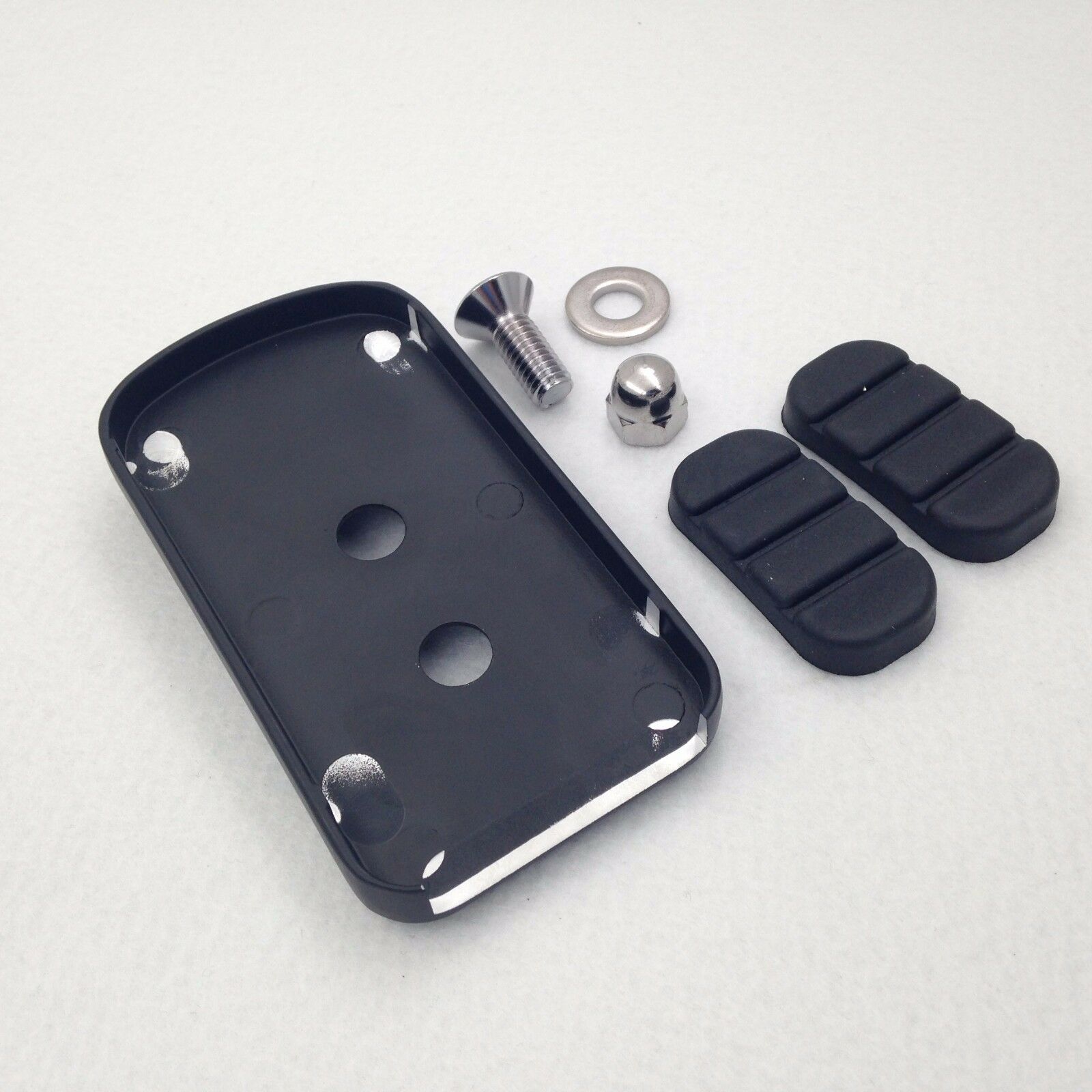 Black Foot Pegs For Kawasaki Suzuki Yamaha H-D Electra GlidesStreet Glides