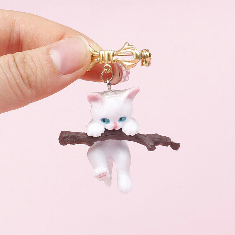 1Pc Cute Animal Cat Brooch Naughty Cat With Branch Play Lapel Pin Clothes.l8