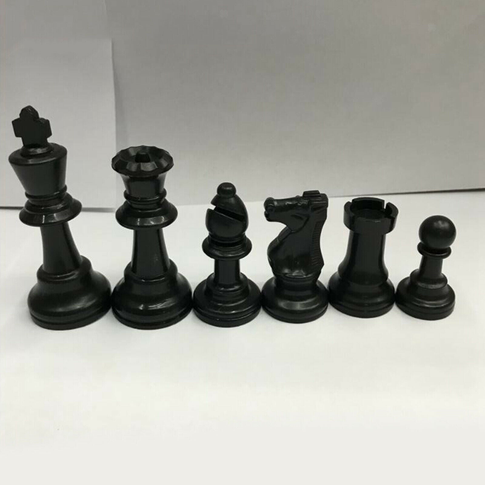 32x Chess Pieces Set Plastic Traveling Game Chess Game 64mm King for Travel