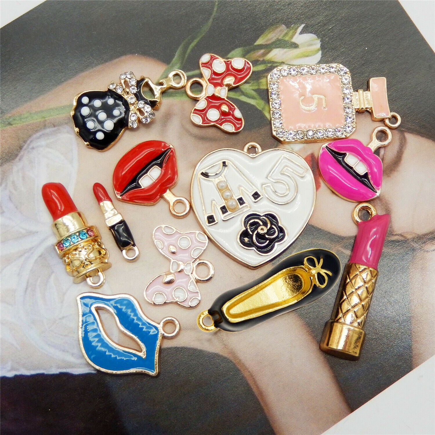 12pcs Alloy Enamel Cosmetic Lipstick Kiss Bag Pendant Charms DIY Accessories