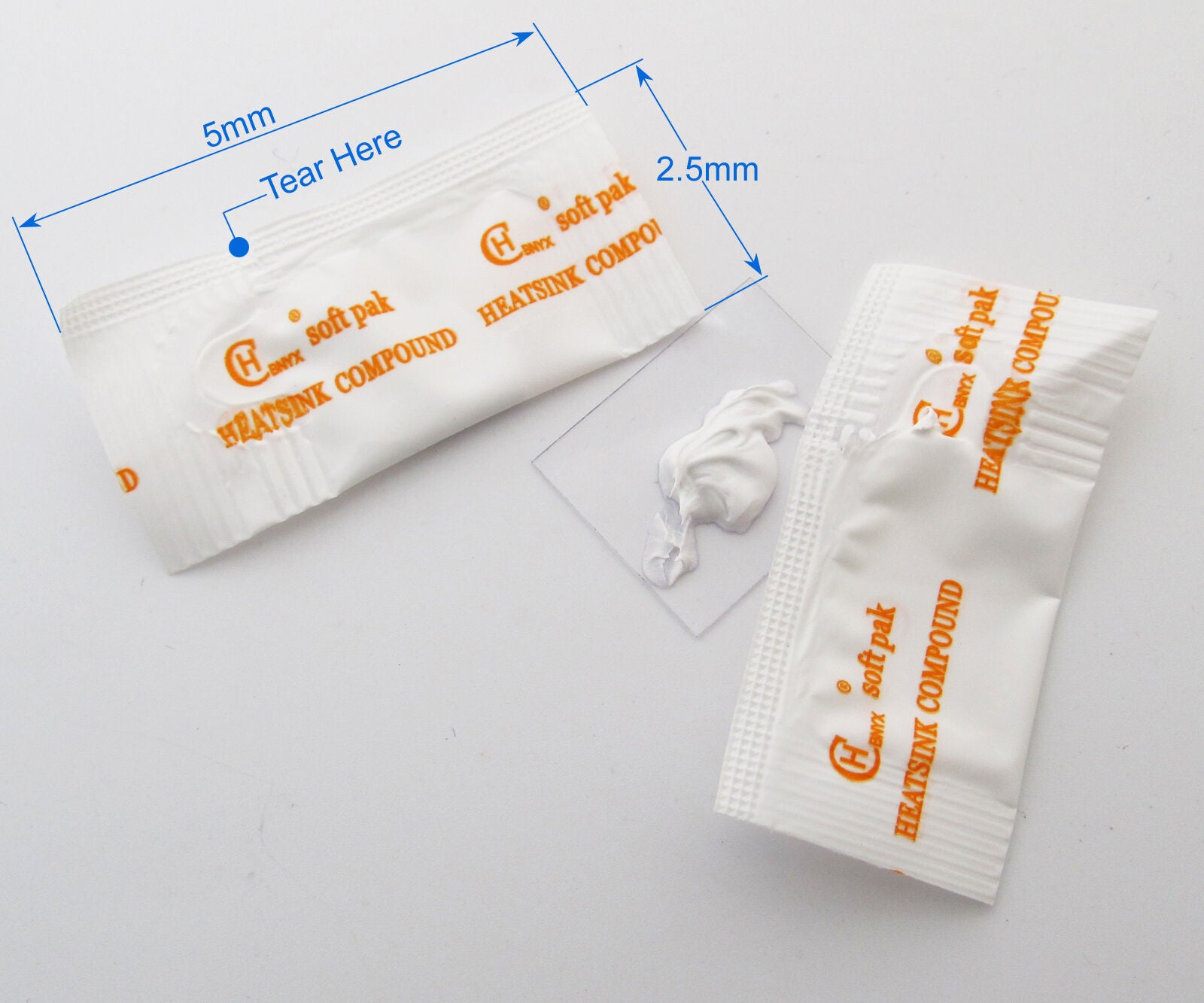 500pcs 0.5g White Conductive Thermal Heatsink Compound Silicone Grease Paste