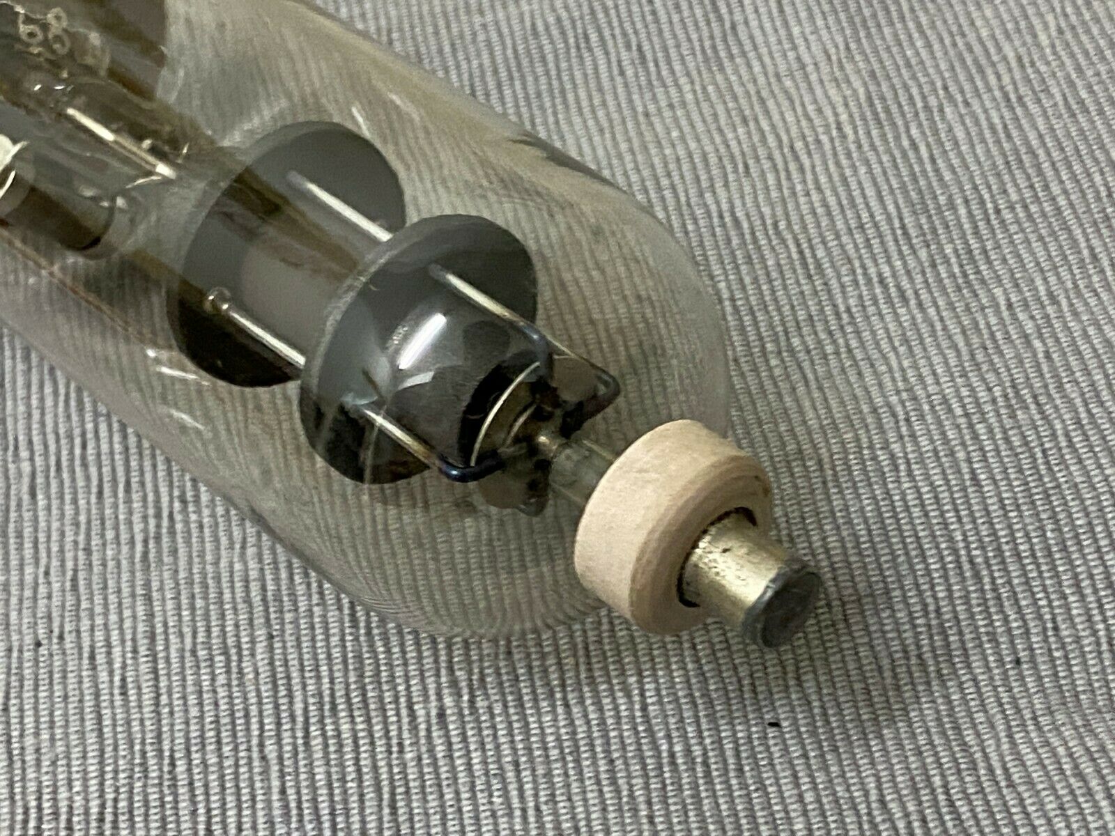1PCS - UNITED ELECTRONICS 593 Vacuum Tube