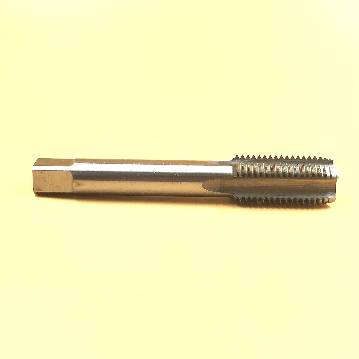 11/16" - 16 HSS Right hand Thread Tap 11/16 - 16 TPI [M_M_S]