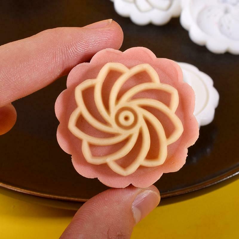 50g Moon Cake Mould Mid Autumn Festival Bath Bombs Food-Grade Plastic