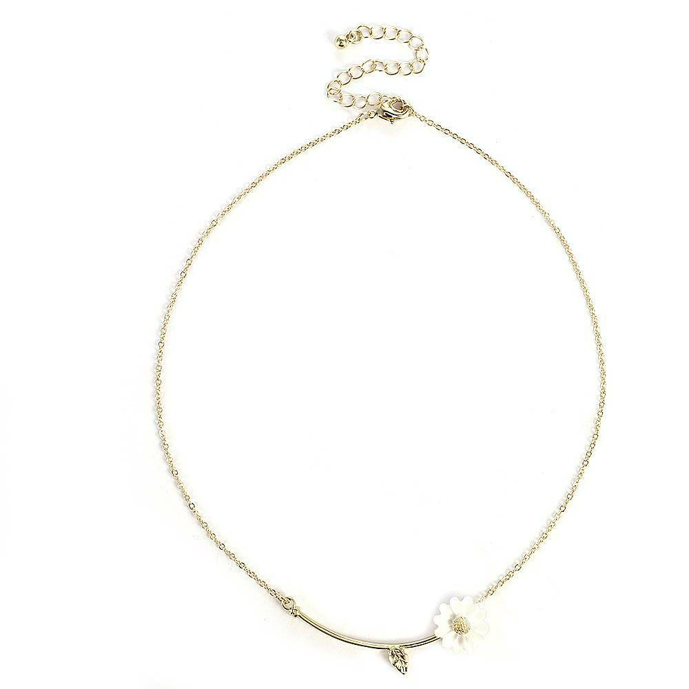 Chic Daisy Leaf Flower Pendant Choker Chain Necklace Women's Jewelry Summer