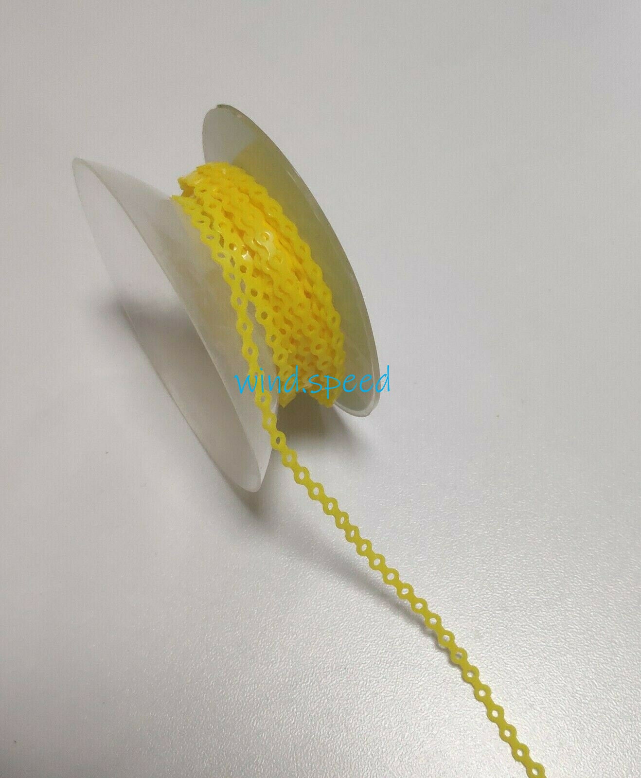 140 Rolls Dental Ortho Power Chain Elastic Rubber Bands 35 Colors 4 size