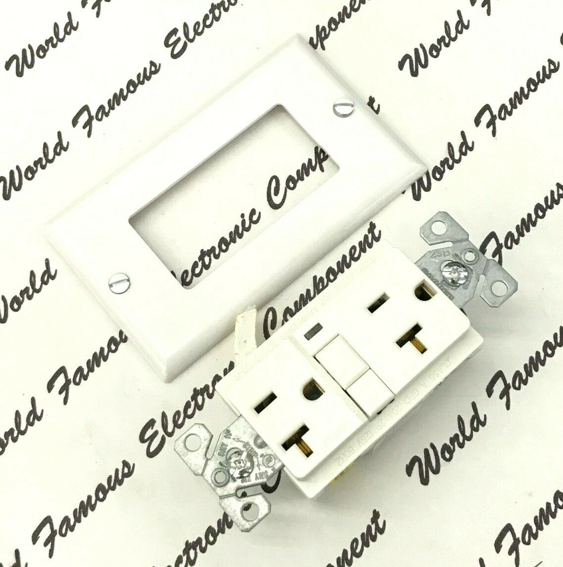 1pcs - COOPER VGF20W GFCI Duplex receptacle 20A-125V NEMA5-20R