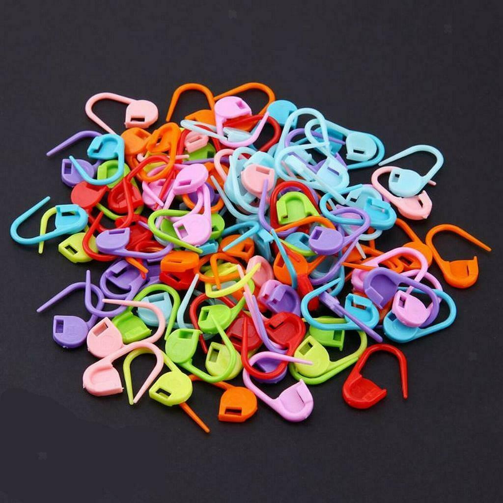 Knitting 20 Crochet Stitch Pad 4 Curved J Hooks with 3 Cord Needles Set