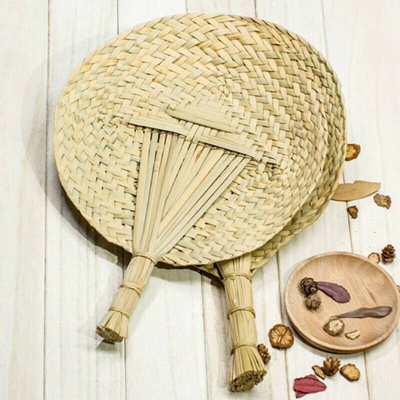 1pc Hand-Woven Fan Cattail Leaf Braided Fan Chinese Style Handmade Straw .l8