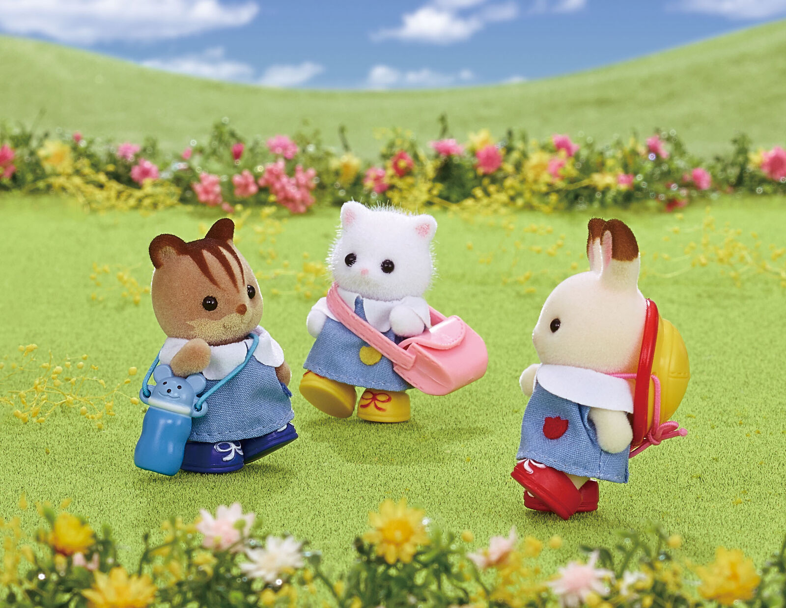 New! 5262 Sylvanian Families Nursery Friends inc 3 Figures & Accessories Age 3+