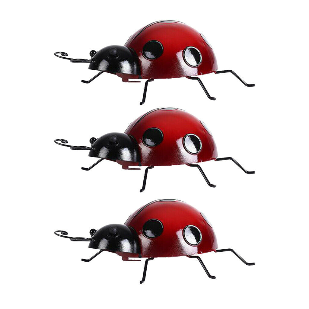 3Pcs Mini Metal Ladybug Fence Hanger for Wall Hanging Outdoor Garden Decor,