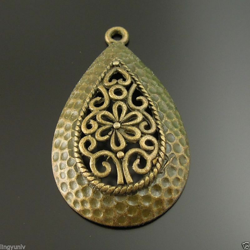 18 pcs Antiqued Bronze Hollowed Floral Teardrop Alloy Pandent Charm 34*23*6mm