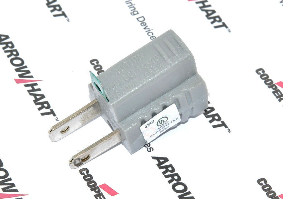 2pcs - COOPER 419GY 15A 125V Grounding Adapter with Grounding Lug Outlet Tap