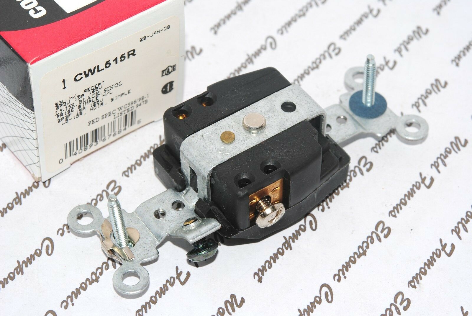 1pcs - COOPER CWL515R NEMA L5-15 15A 125V Twist Hart-Lock Locking Outlet Recept
