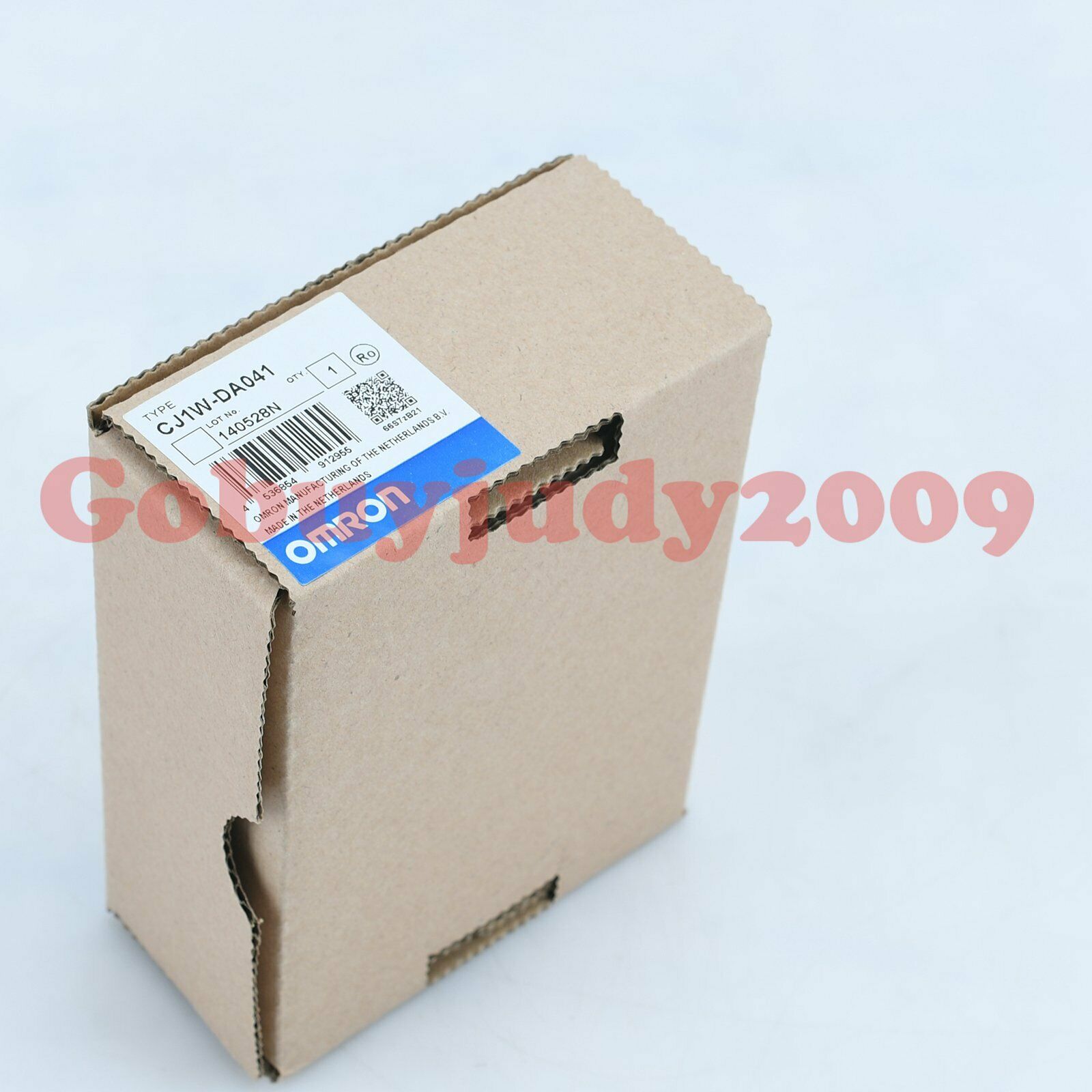 New in box OMRON D/A Unit CJ1W-DA041 ( CJ1WDA041 ) One year wanrranty