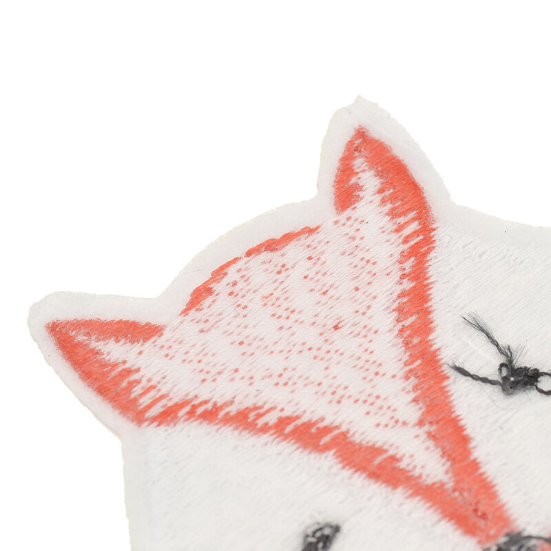 2 Pcs Lovely Fox Embroidered Iron On Patch Handcraft Clothes Sewing Accessories