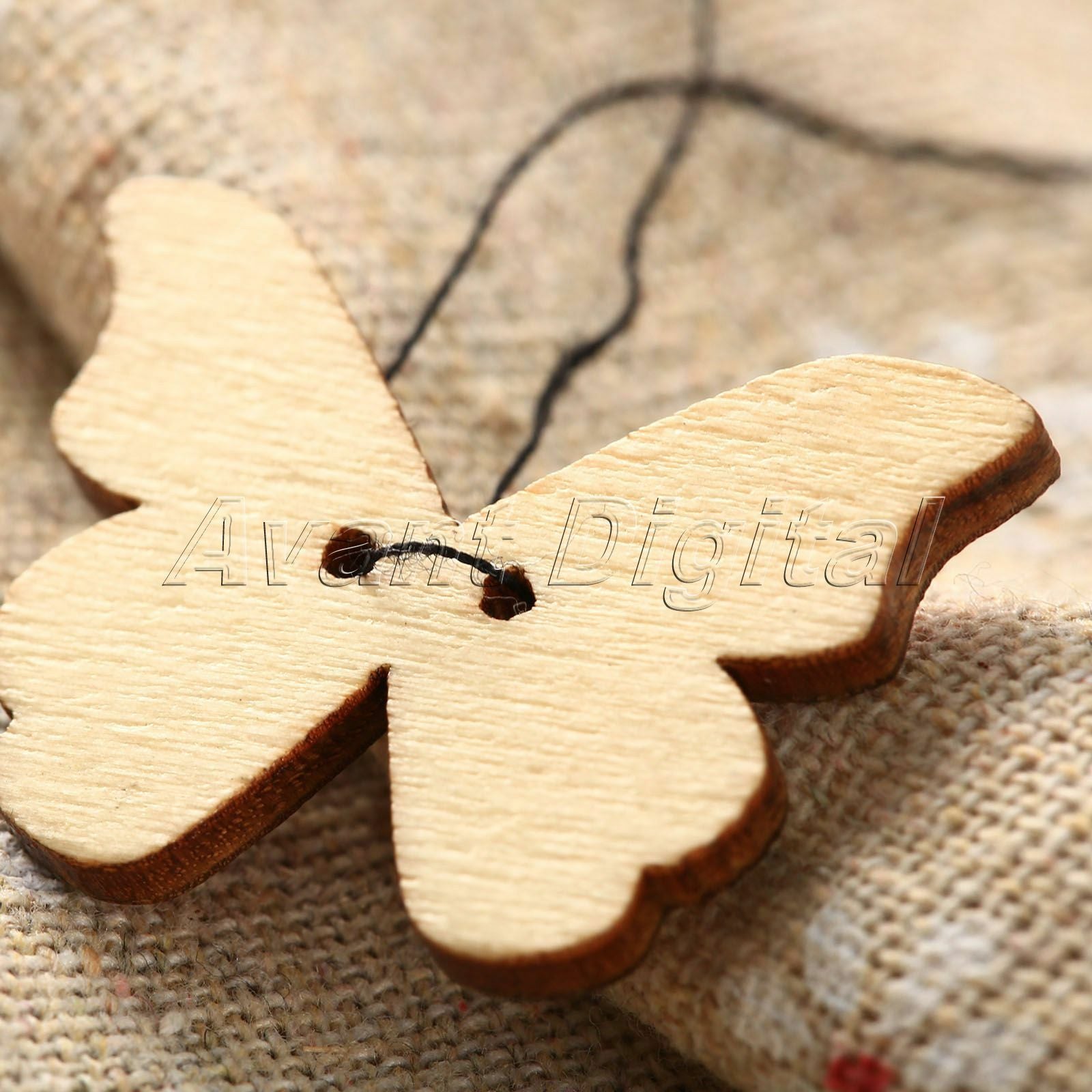 50X Butterfly Wooden Buttons 2 Holes For Sewing Buttons Scrapbooking 28x20mm