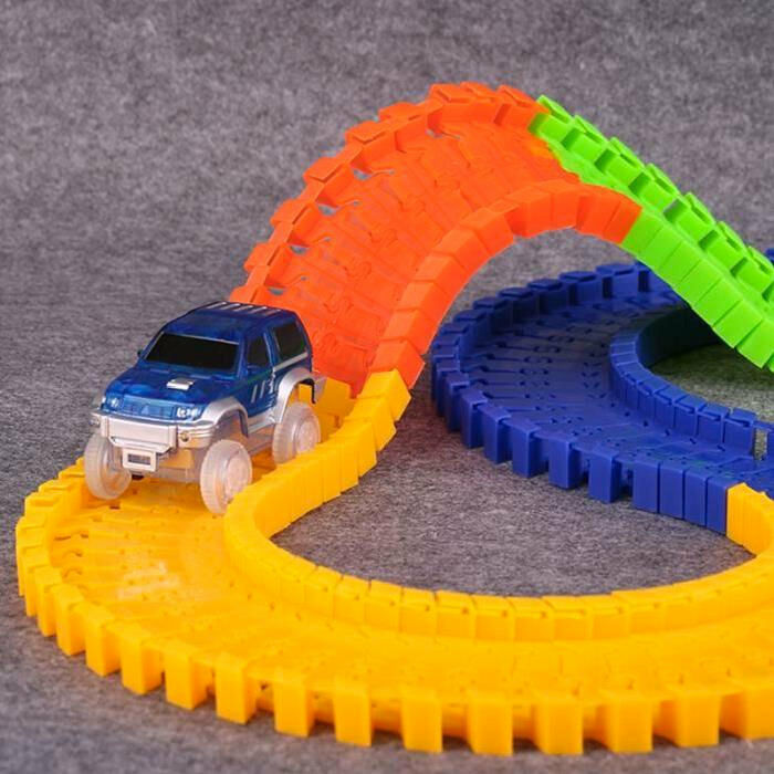 Circuit Magic Flexible Light Phosphorescent 240 Parts +1 Car - New