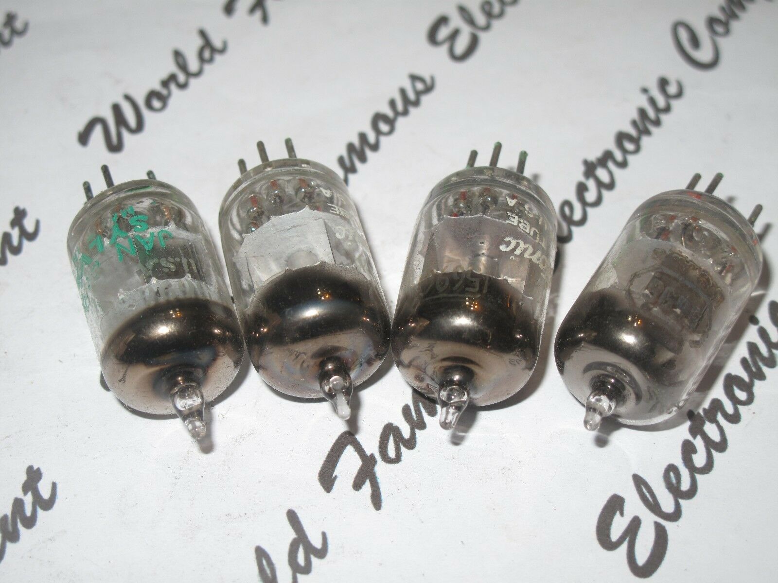 1pcs - 5696 Mixed Brands Vacuum Tube - NOS