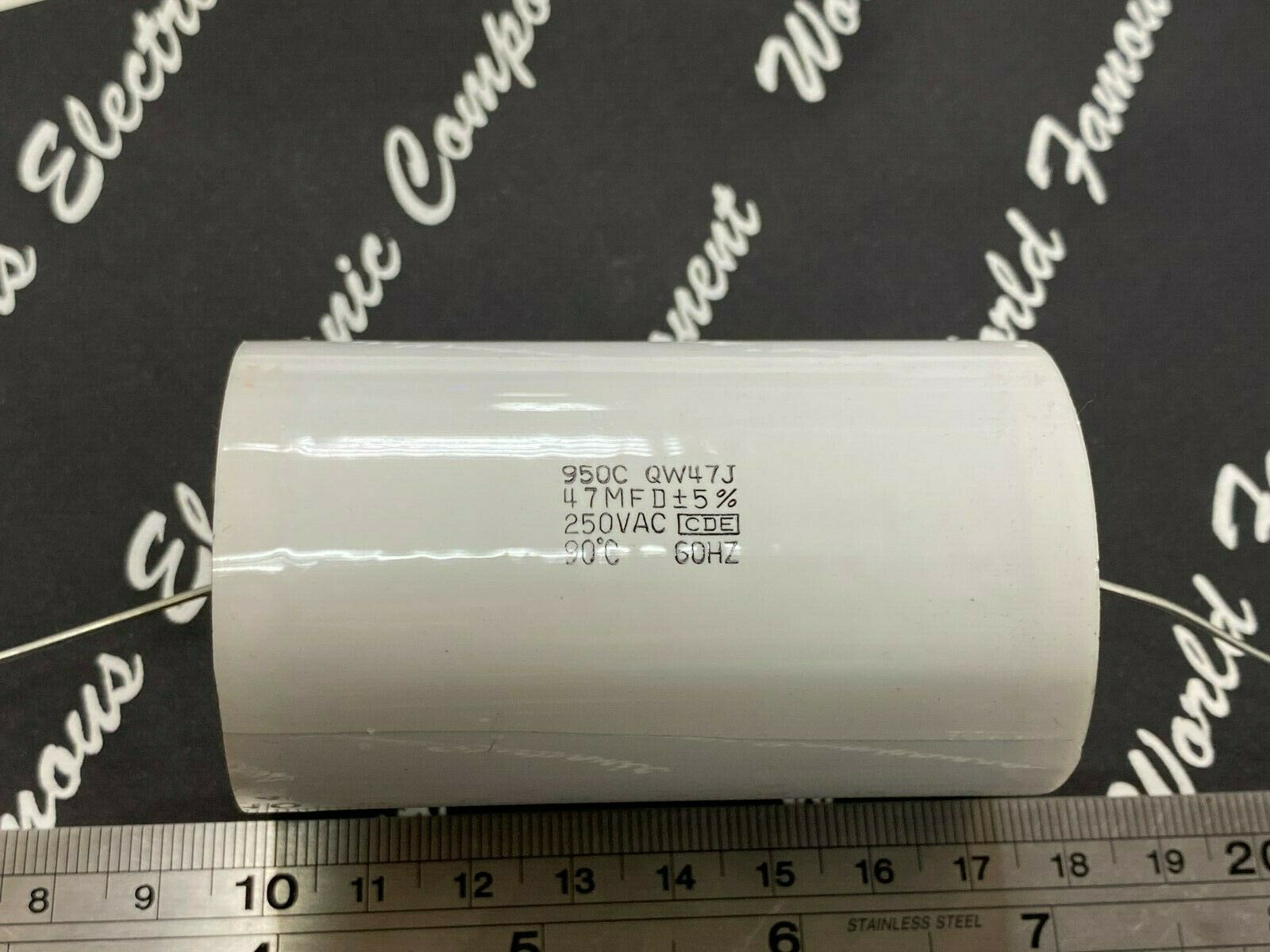 1pcs-CDE 950 47uF 250V(ac) 5% 950CQW47J Polypropylene Axial Film Capacitor