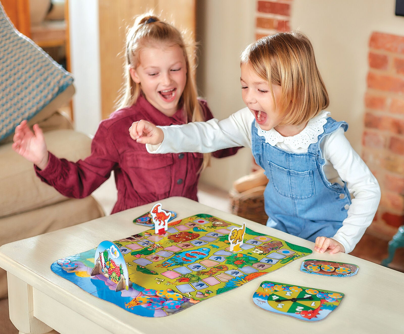 Orchard Toys 108 Dino-Snore-Us Counting Board Game Family Children Age 4+