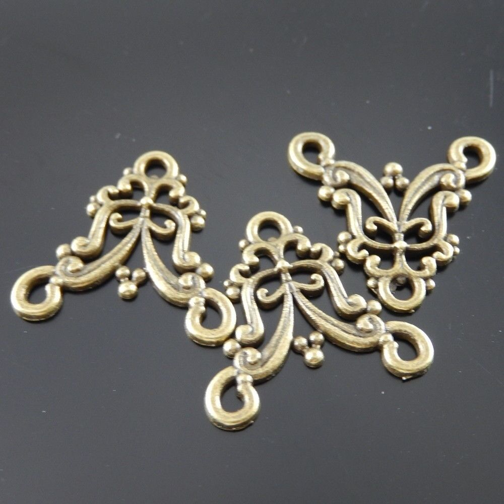 20 pcs Antiqued Bronze Alloy Floral Pendants 16x12mm Jewelry Connectors 31395
