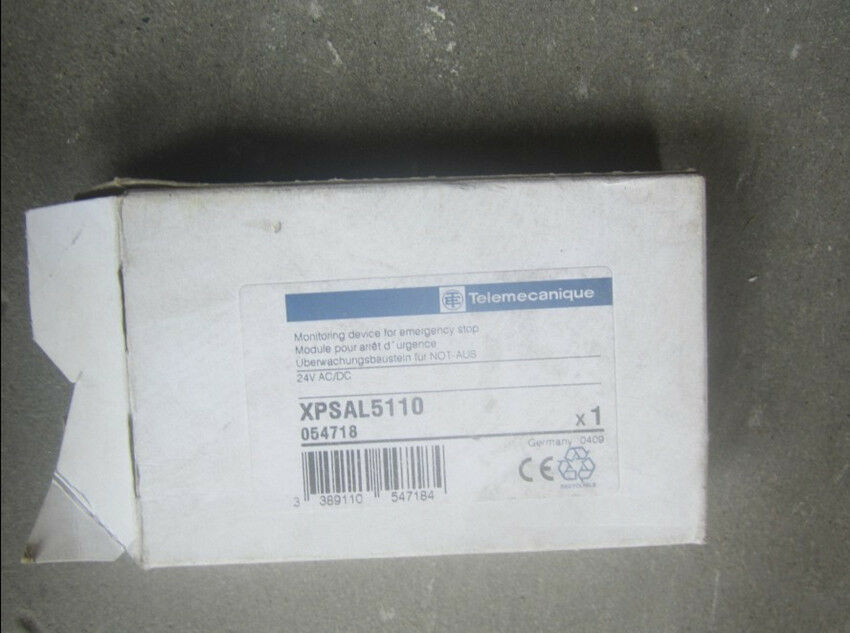 1pc Schneider Telemecanique Preventa Safety Relay XPSAL5110 24VAC/DC NEW