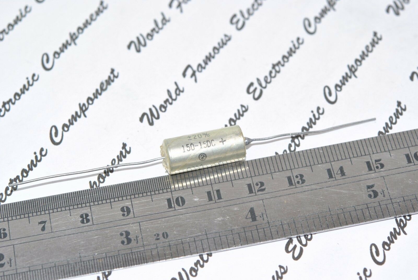 1pcs - SPRAGUE 150uF (150µF) 15V 10% 150D MIL Axial Tantalum Capacitor