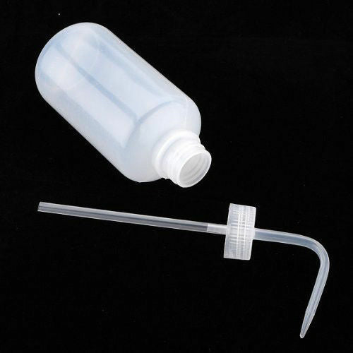 250ml Curved Mouth Diffuser Soap Wash Squirt Squeeze Bottle for Lab