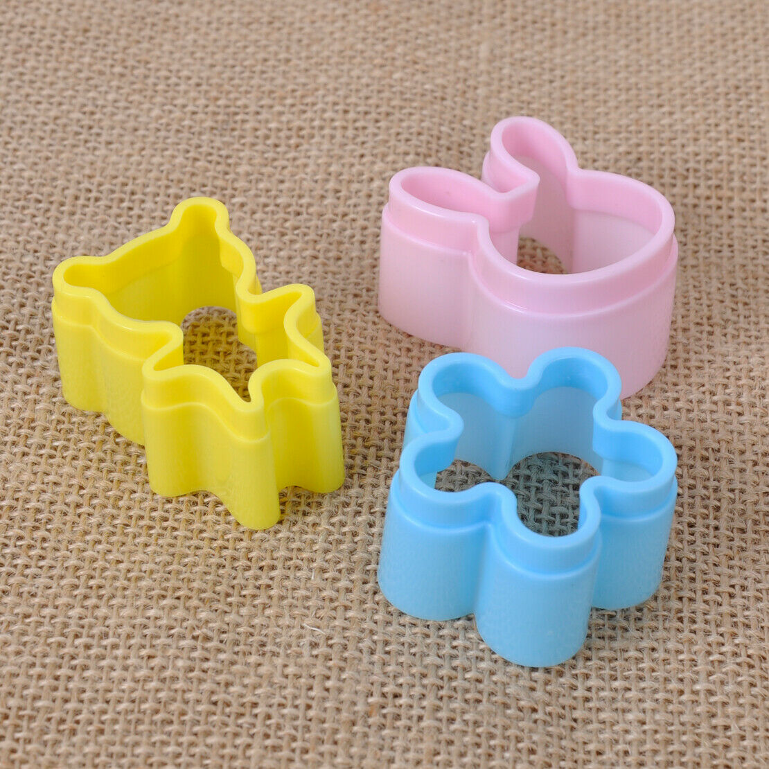 Sandwich Crust Cutter Cookie Bread Cake Toast Mold Rabbit Bear Flower Shape An
