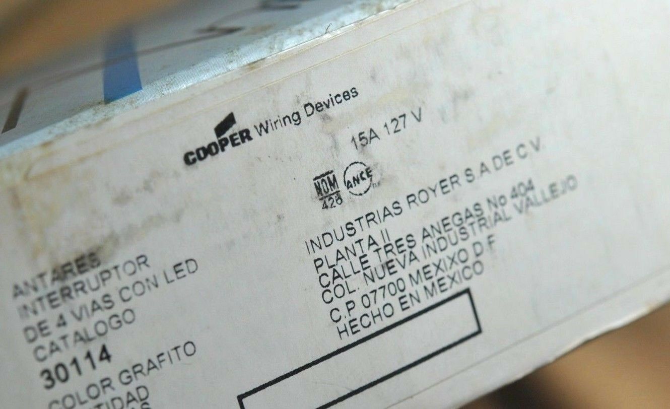 1pcs - COOPER Antares WD30114 4-way switch with led 15A - 127V