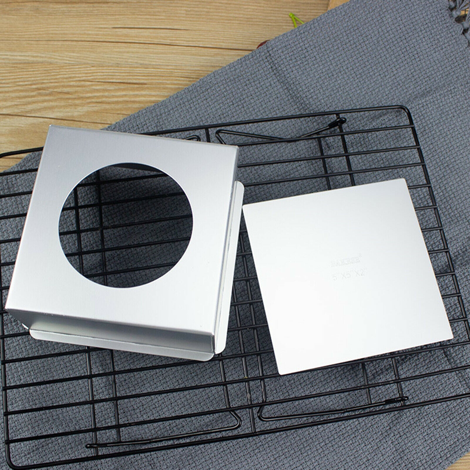 6 Inches Cake Pan with Removable Bottom Bakeware for Bread Cheese Cake