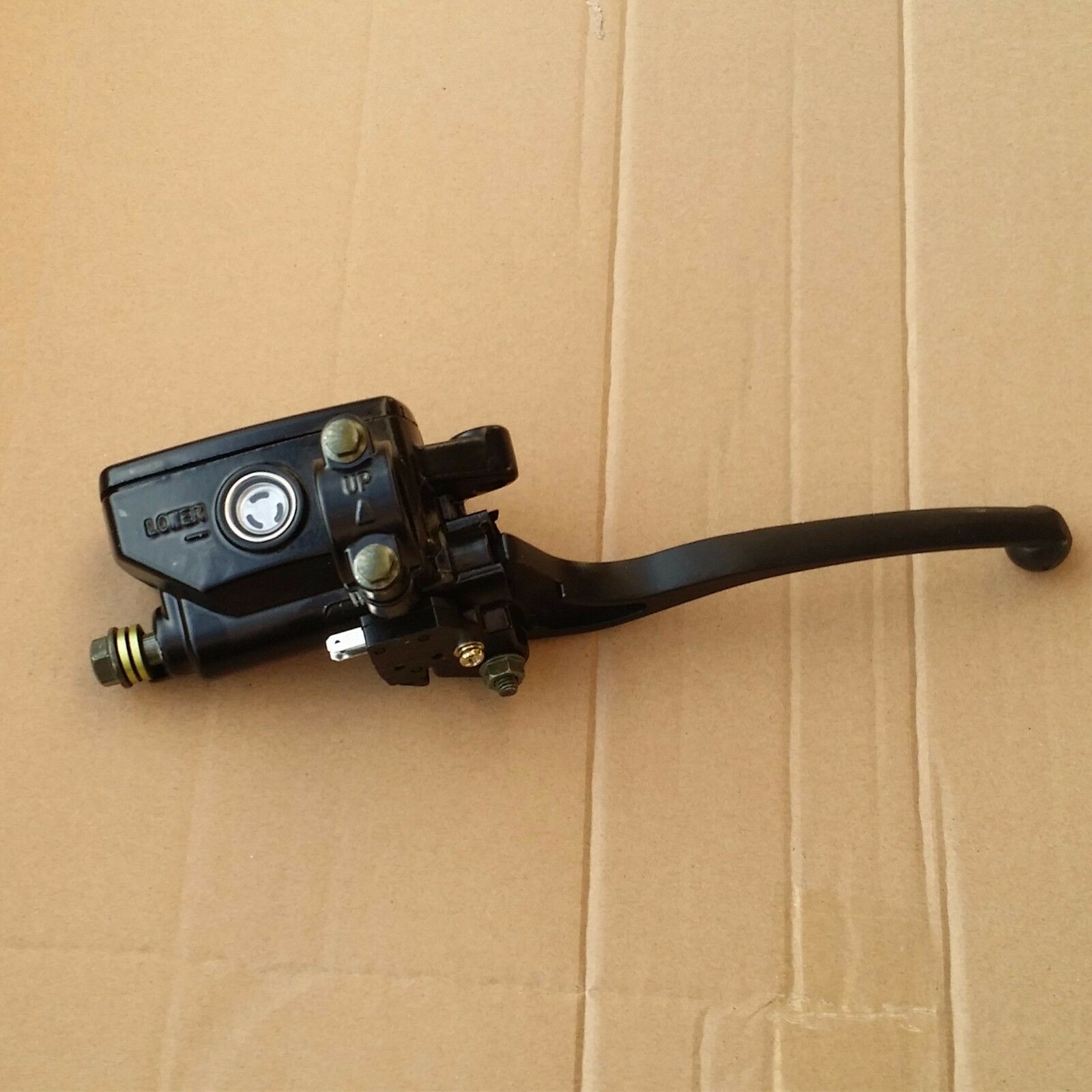 Black 7/8" 22mm Right Brake Master Cylinder Cruiser Cafe Racer Chopper Custom CB