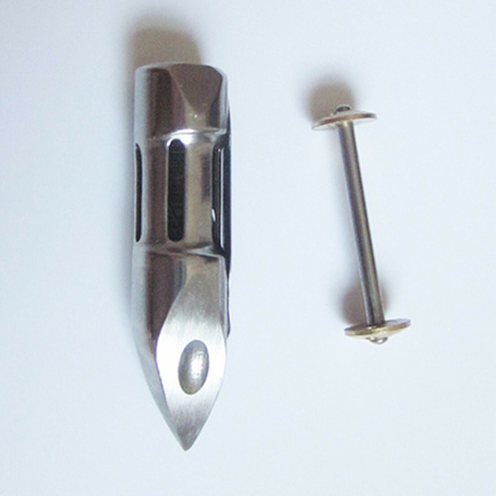 6Pieces Multifunctional Shuttle Bobbin Case & 5pcs 8228 Bobbins for Singer