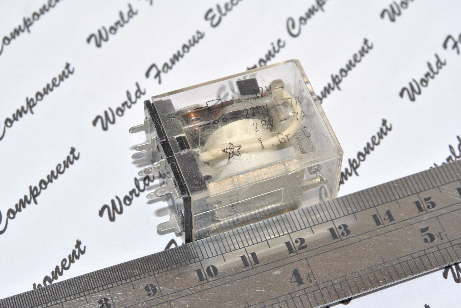 1pcs -  OMRON LY2-0-VD DC 12V Relay
