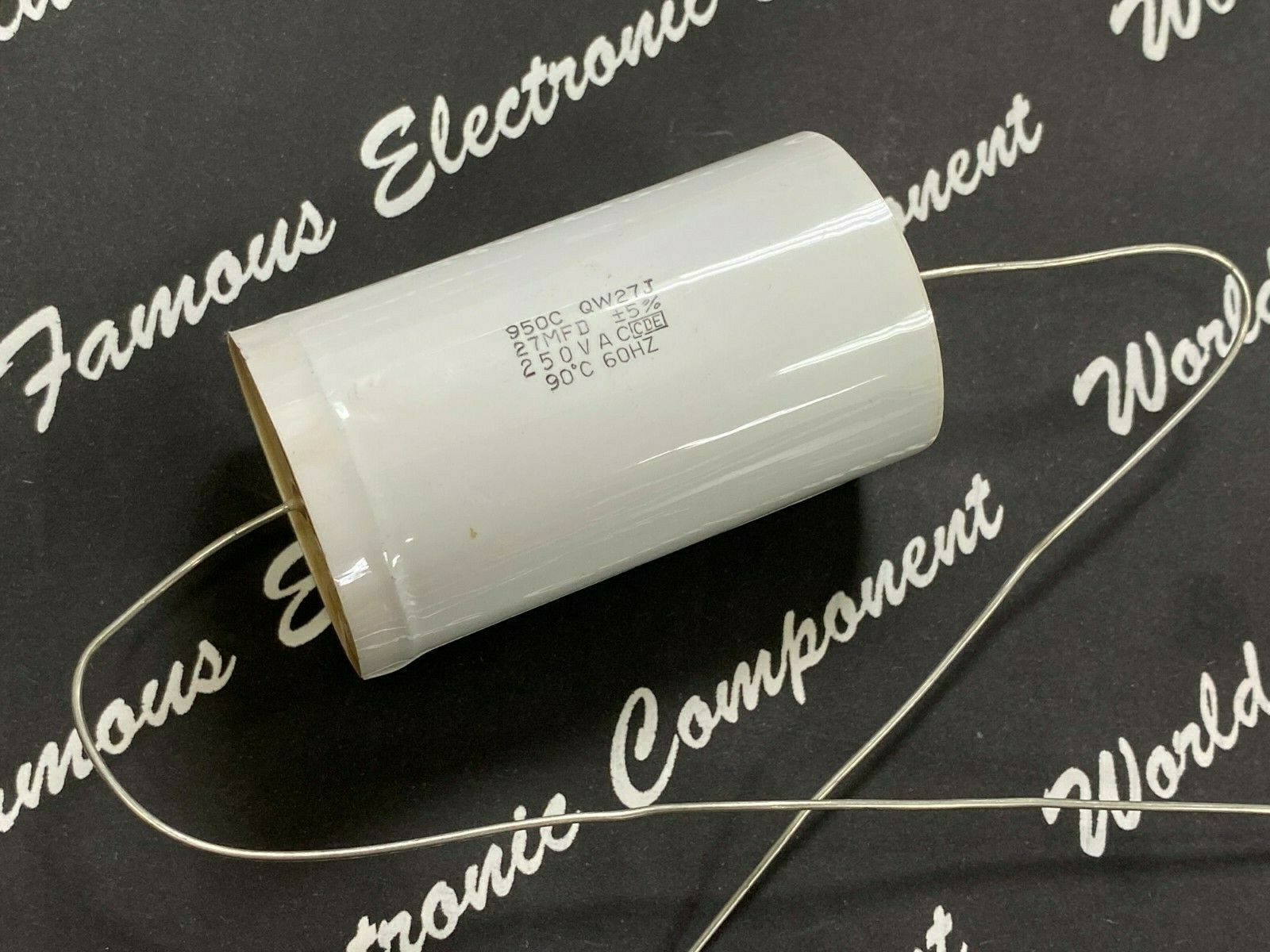 1pcs-CDE 950 27uF 250V(ac) 5% 950CQW27J Polypropylene Axial Film Capacitor