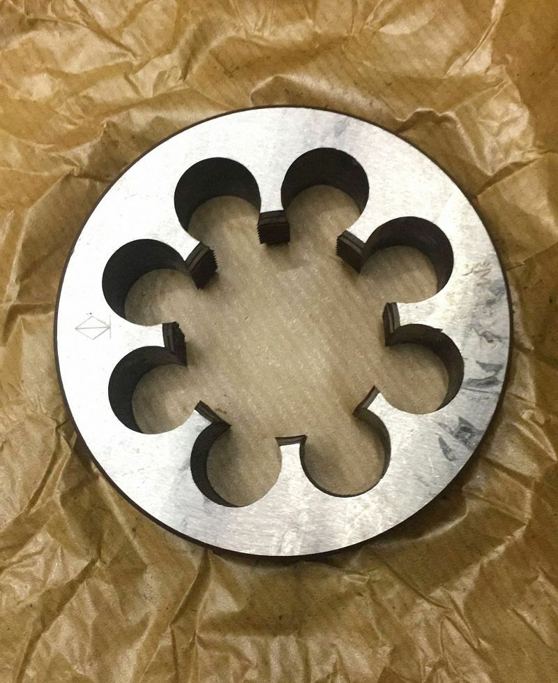 100mm x 4 Metric Right hand Die M100 x 4.0mm Pitch [Die/1]