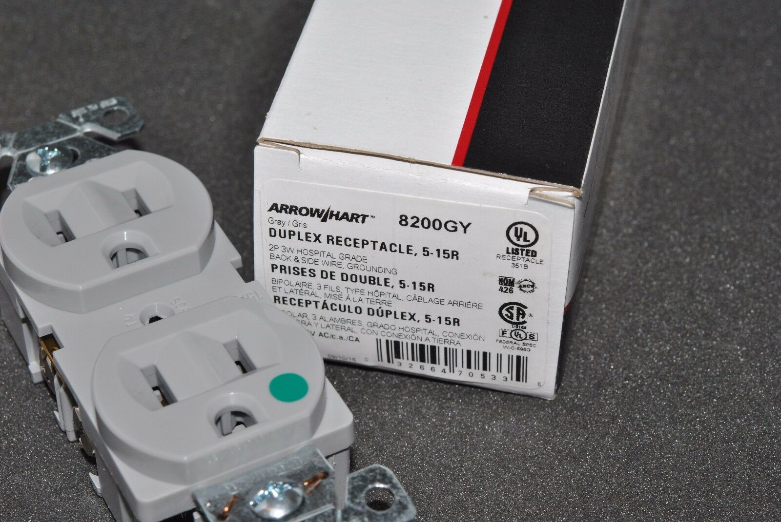 1pcs - COOPER 8200GY 15A 125V NEMA5-15 Hosptial Duplex Receptacle/Outlet Gray
