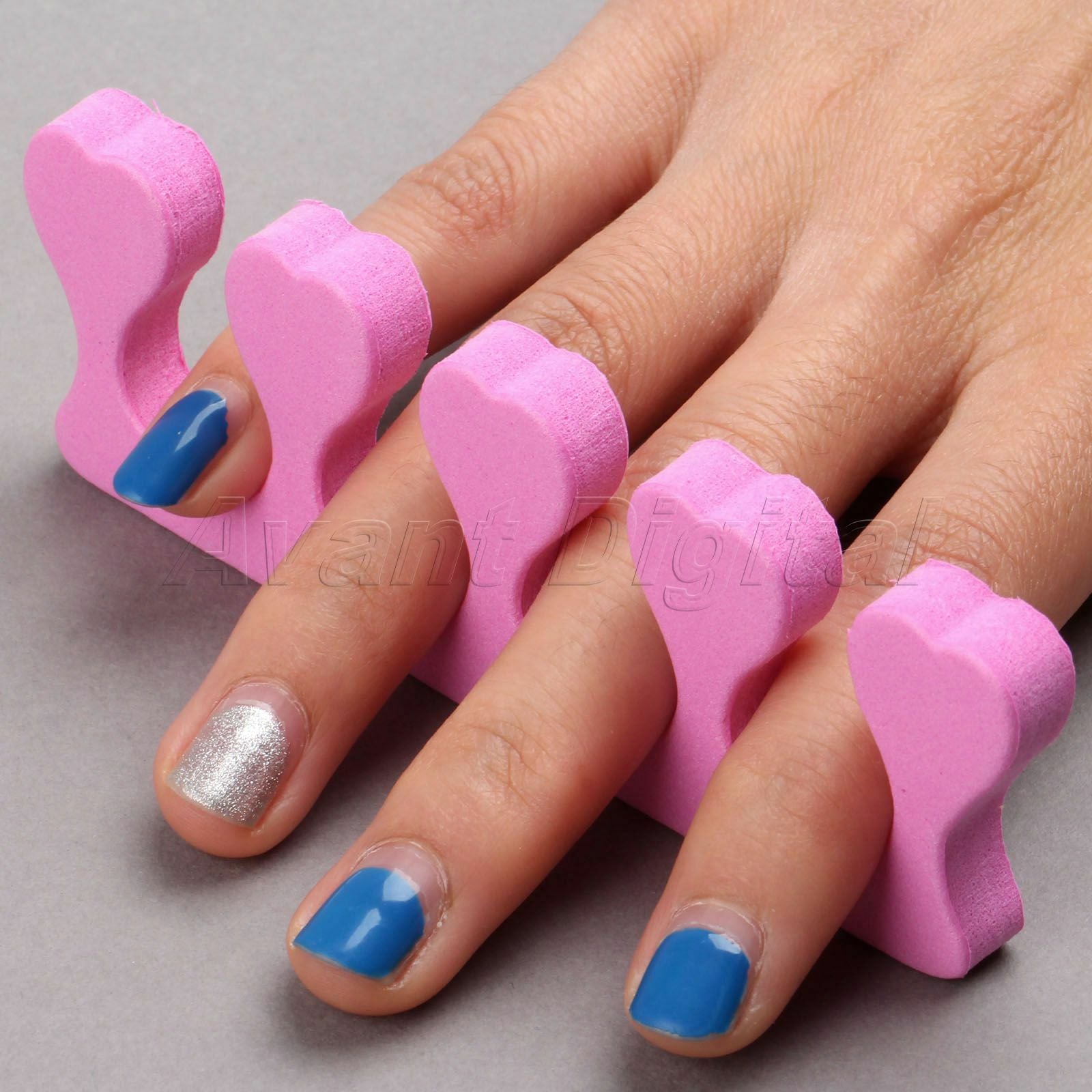 100 pcs Lovely Type Nail Art Soft Sponge Finger Toe Seperators Pedicure Use Tool