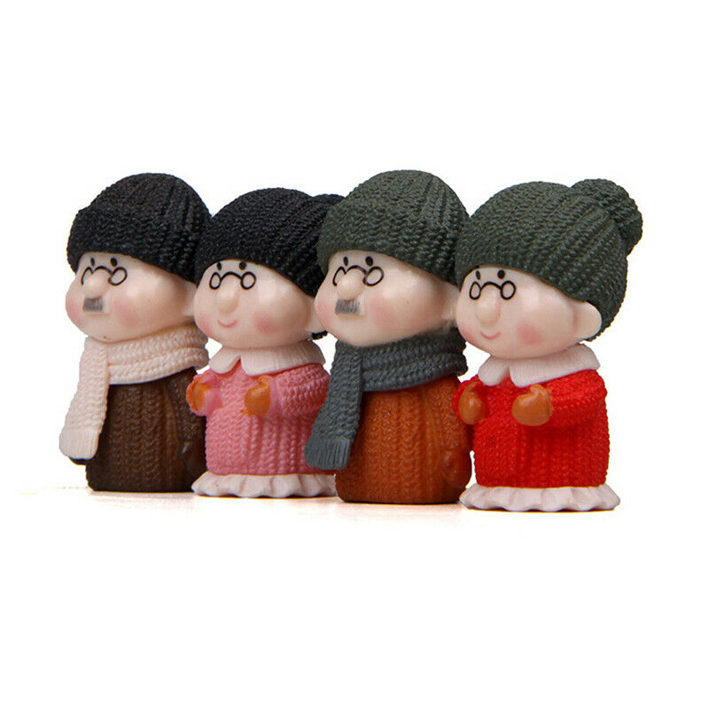 4pcs/lot  Mini Figures Grandma Grandpa Sweety Lovers Couple Ornament Figu.l8