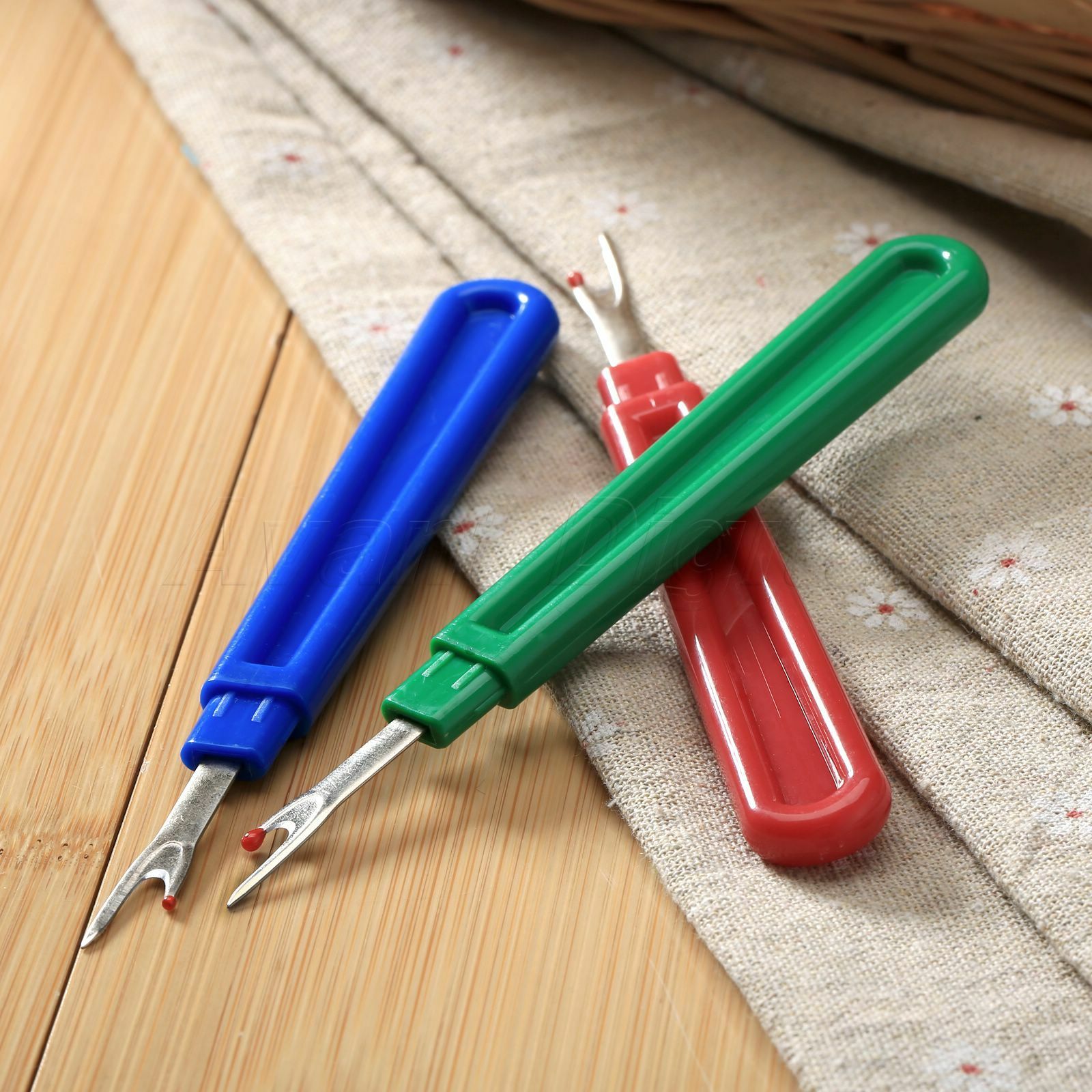 1pcs Seam Ripper Stitch Ripper Unpicker Craft Cutter Plastic Handle Sewing Tools