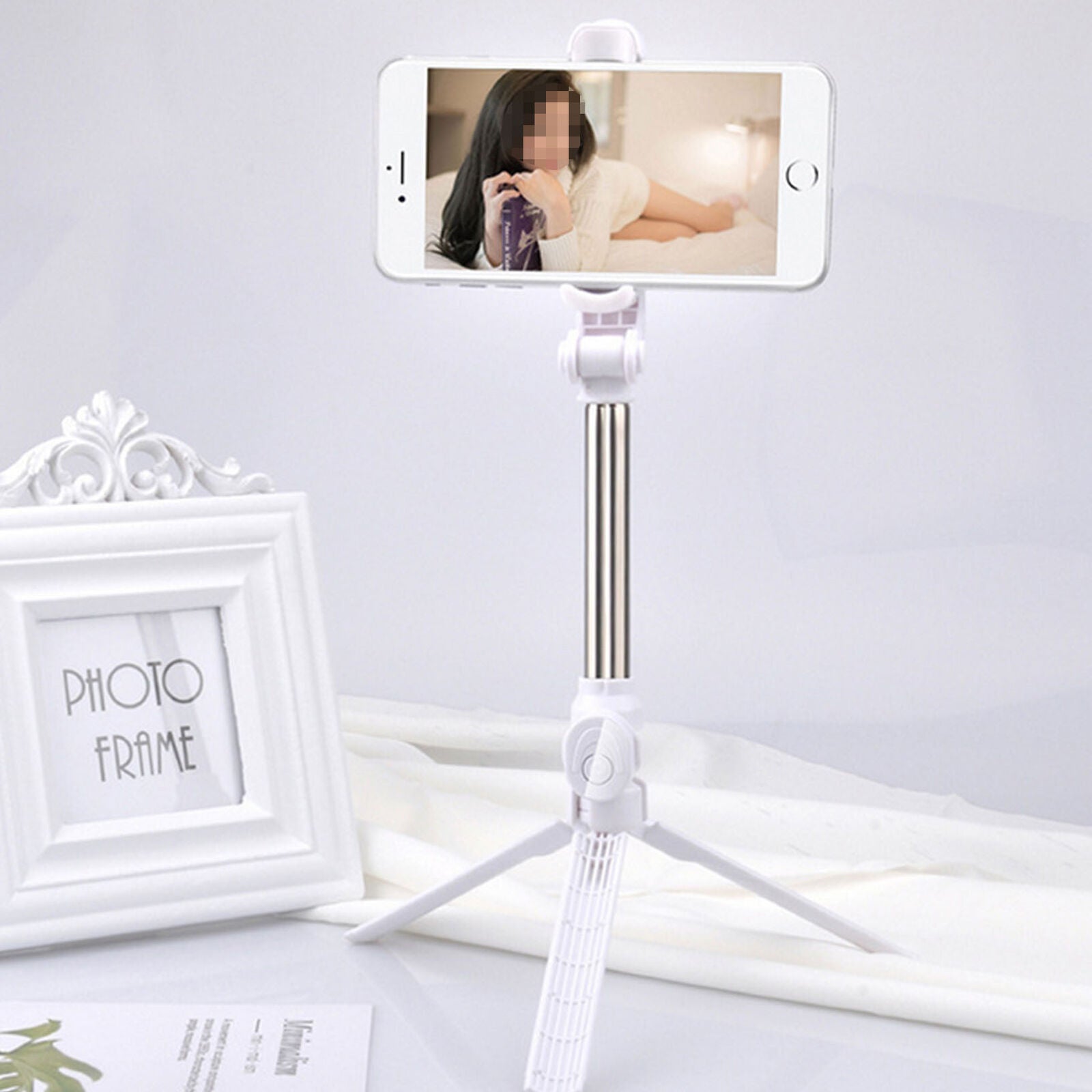 Selfie Stick Extendable Bluetooth Remote Shutter Tripod 360°Rotation for Phone