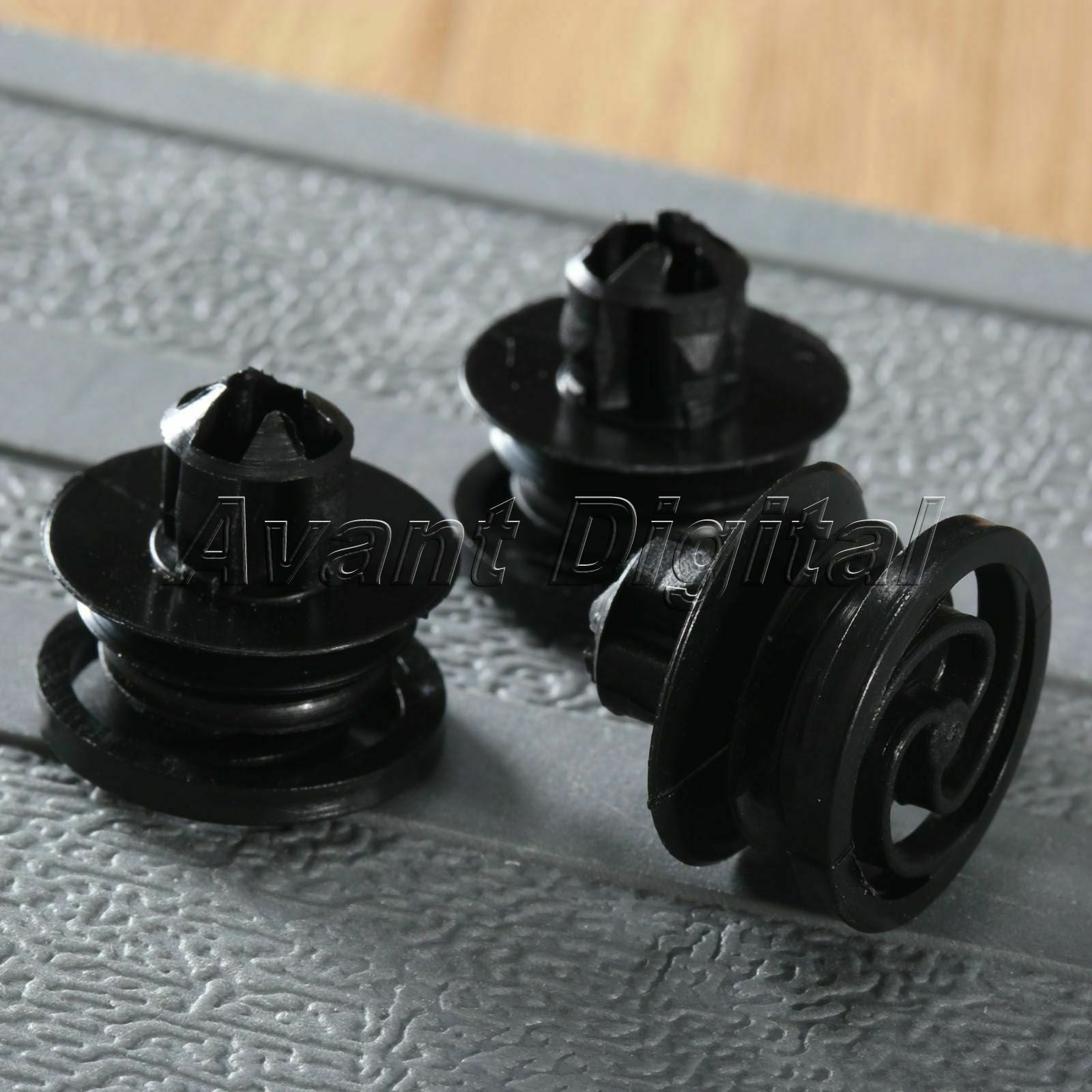 50Pcs Car Nylon Rivet Clips Door Trim Panel Retainer Clips Fit for Passat Beetle