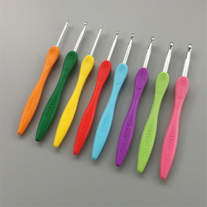 8pcs/set  2.5-6.0mm Aluminum Crochet Needles Cushioned Handles Knitting NeedFCA